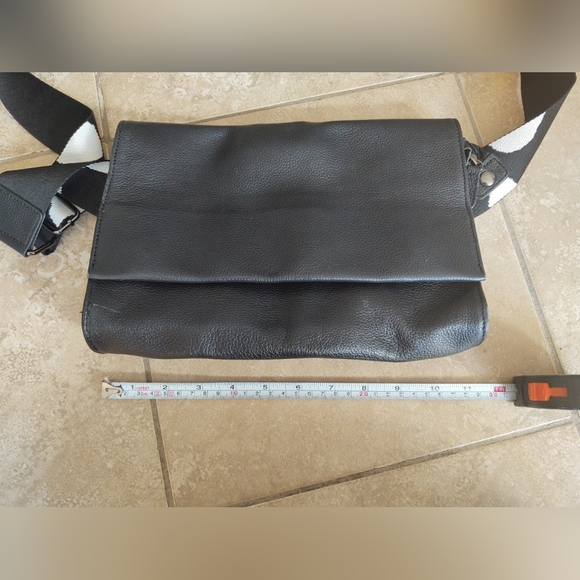 Black Leather CROSSBODY HAND BAG Polka Dot Adjustable Strap 4 Pockets Ear Japan - Picture 14 of 16